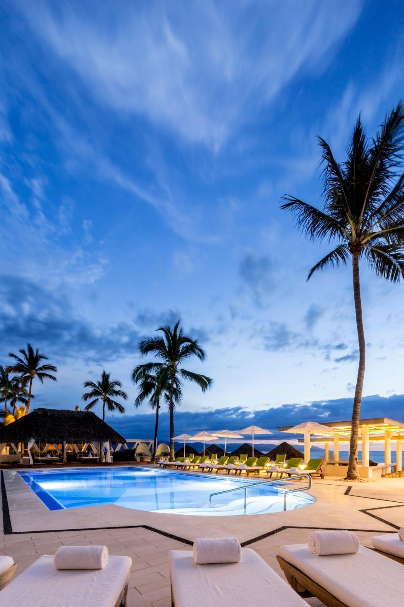 Villa Premiere Boutique Hotel & Romantic Getaway - Adults Only Пуэрто-Вальярта Экстерьер фото